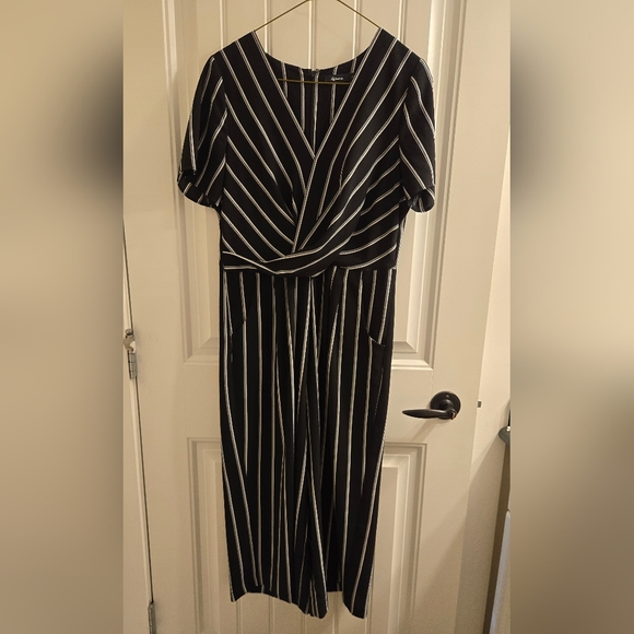 Reitmans Striped Pantsuit - Picture 1 of 2